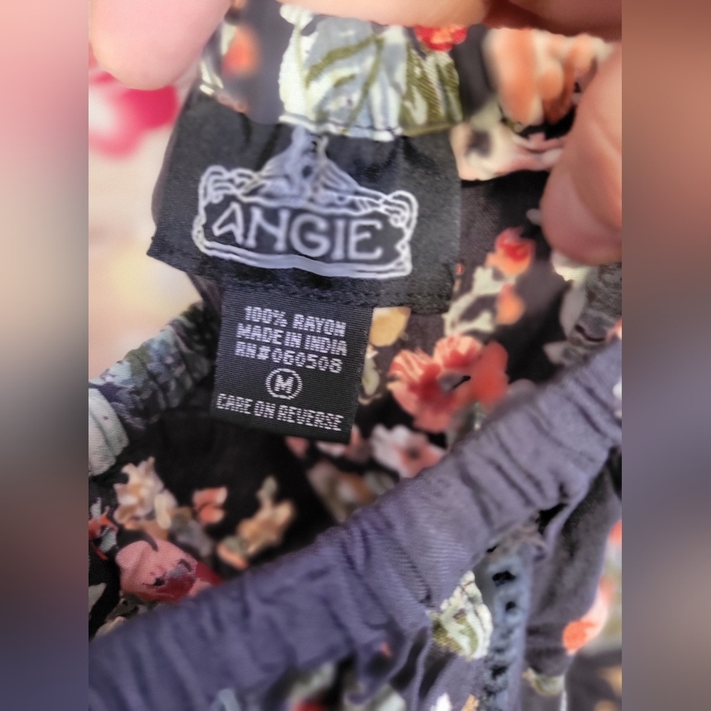 Angie Gray Floral Off-Shoulder Romper - Picture 5 of 5